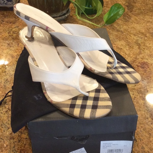 Burberry Kitten Mules - Picture 3 of 5
